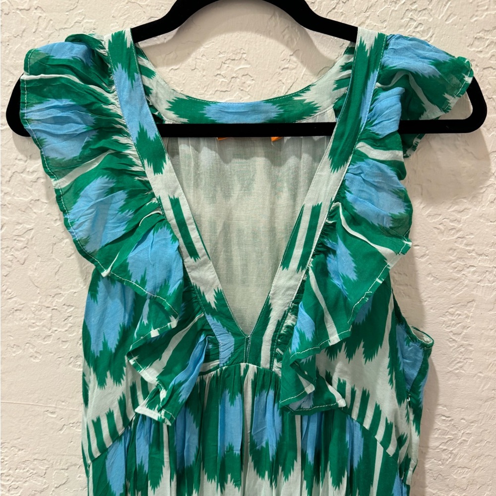 Oliphant Ruffle v neck dress. Size medium